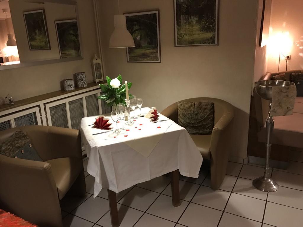 Hotel Garni Zum Grunen Baum Hovelhof Ngoại thất bức ảnh